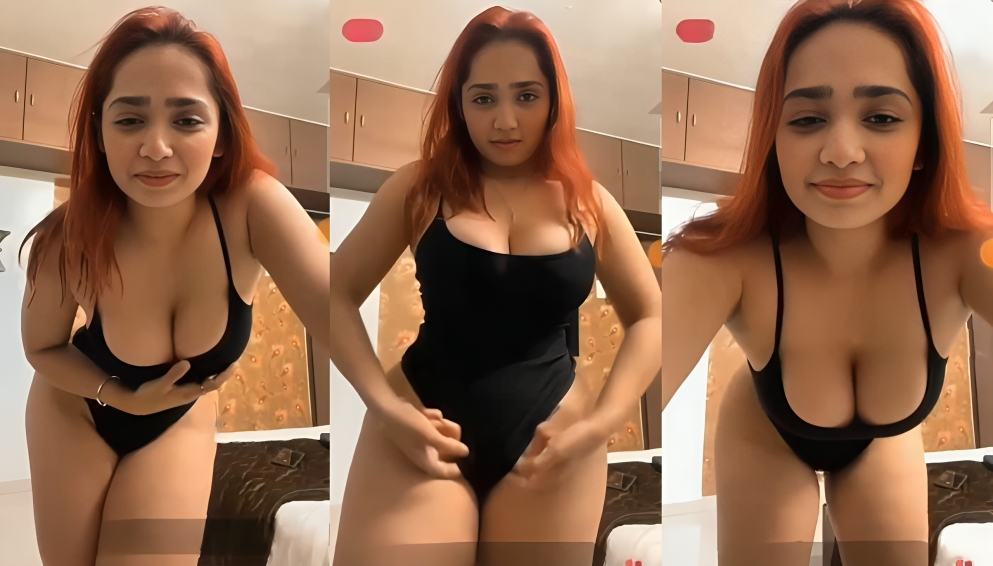 Viral Black Swim Suit Nude Boobs Pop out Live Recording Part 2