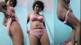 Desi bhabhi changing Viral Sex Video