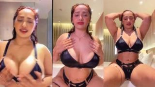 SEX live in bathtub PART 1