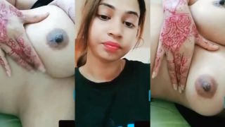 Sexy Gf Showing Boobs And Pussy