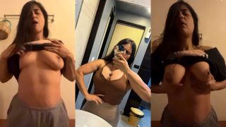 Indian Fit Girl Teasing Showing
