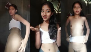 Skinny Girl Showing Boobs Pussy Fingering