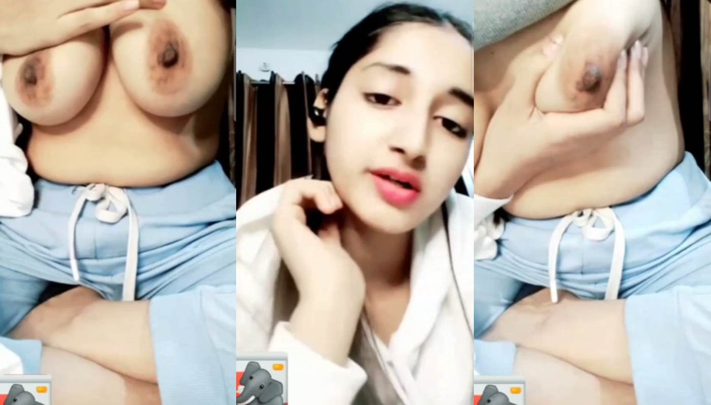 Beautiful Horny Girl Showing