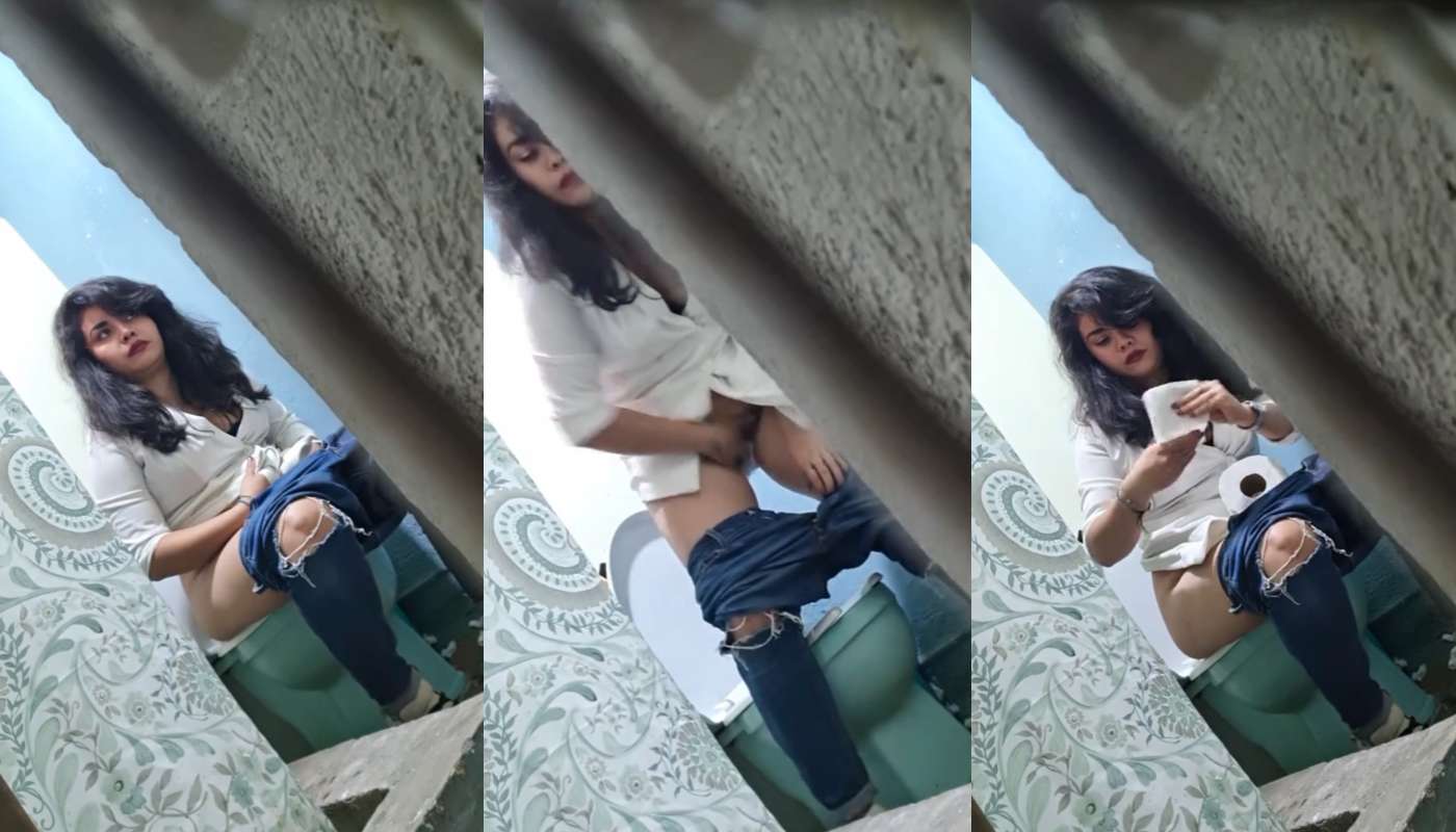 Sister Nude Secretly Captured By Brother Secretly